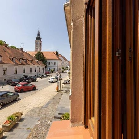Appartamento Apartman Gaudeamus Varaždin Esterno foto